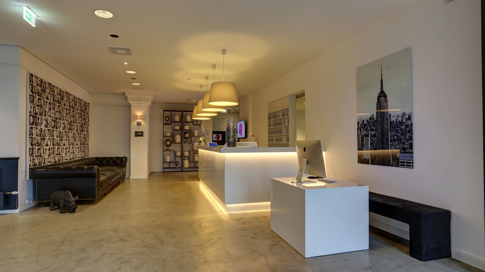 Lobby des FourSide Plaza Hotel Trier